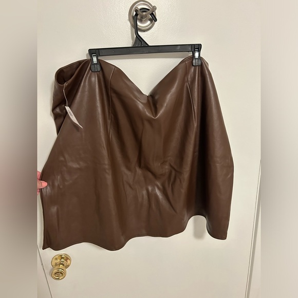 Old Navy faux leather skirt size 4X - Picture 5 of 7